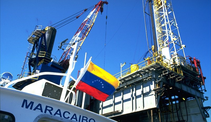 تحریم نفت روسیه فرصتی طلایی برای ونزوئلا