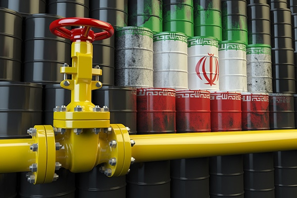 نگاهی به رکورد‌های تازه صنعت نفت ایران در سال ۱۴۰۰