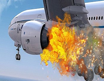 تصاویری ترسناک از آتش گرفتن موتور هواپیما