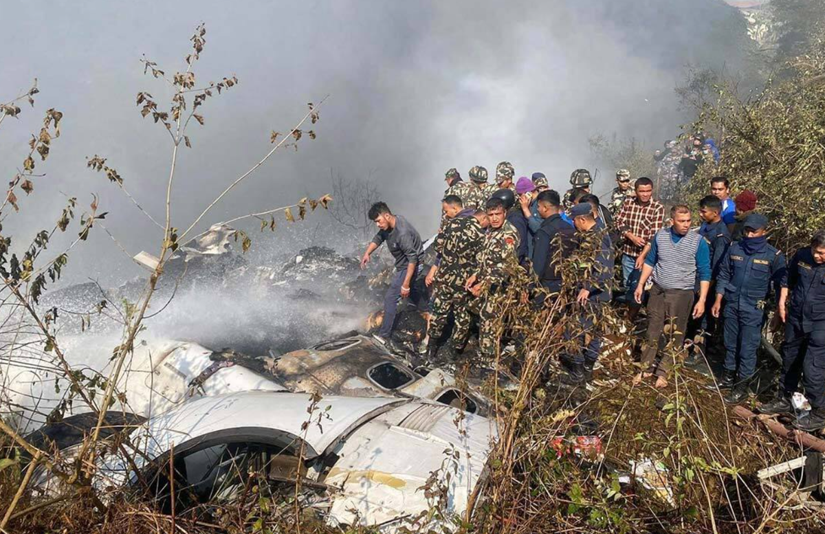 فیلم/ سقوط مرگبار یک هواپیما با ۷۲ سرنشین