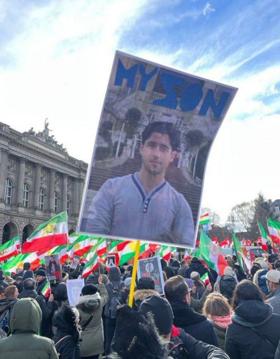 تجمع معترضان ایرانی در استراسبورگ