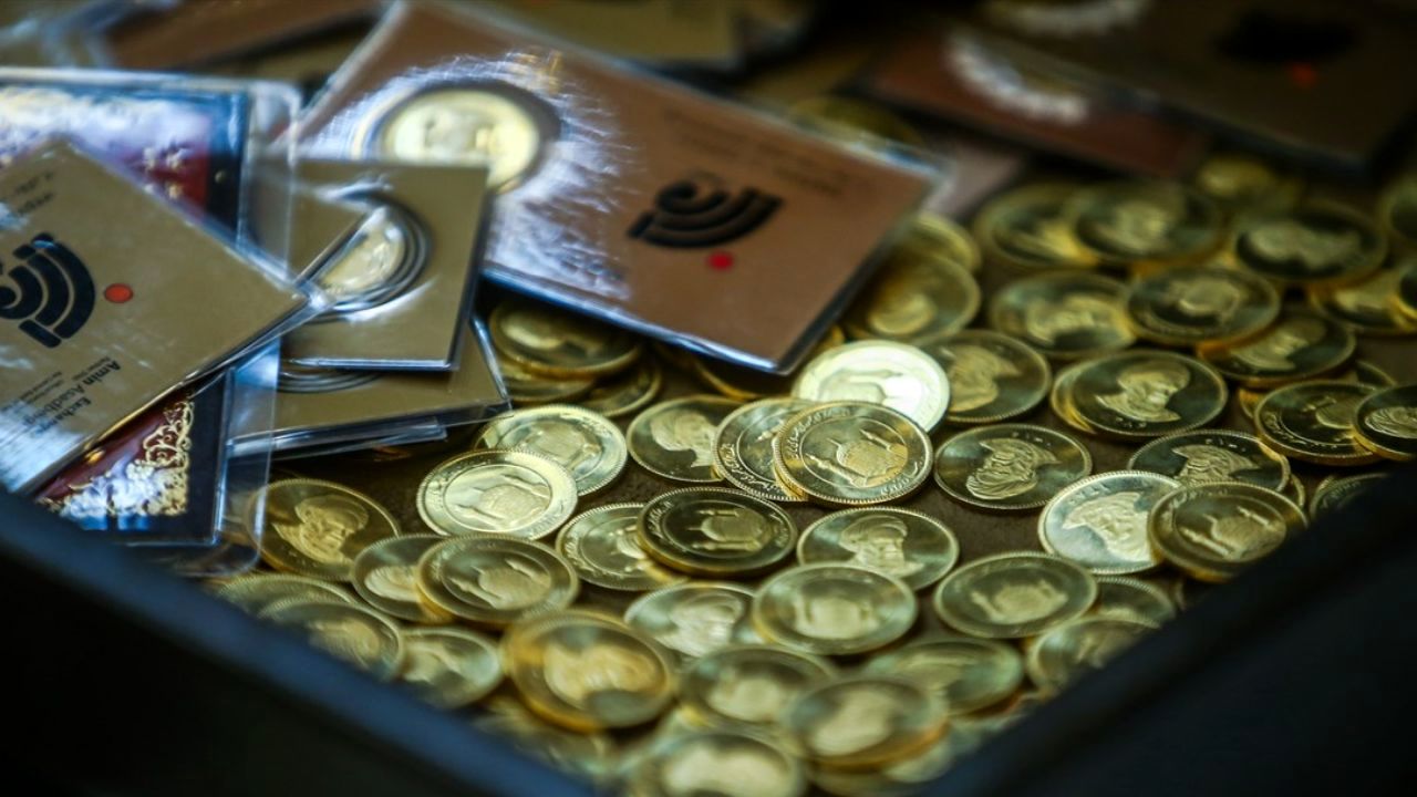 فروش سکه برای خرید خودرو در بازار