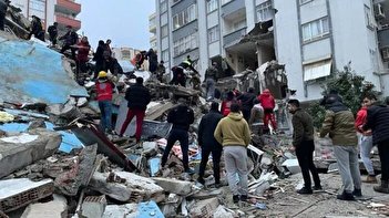 فیلم/ ریزش هولناک ساختمان پس از وقوع زلزله جدید در دیاربکر ترکیه
