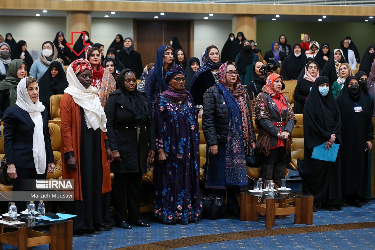 چه کسانی به کنگره بین المللی زنان تاثیرگذار دعوت شدند؟