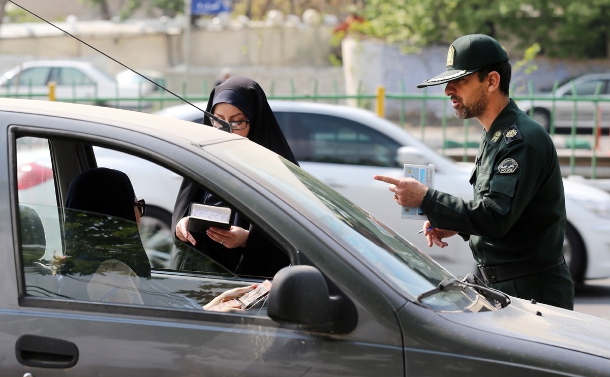 کشف حجاب در ایران