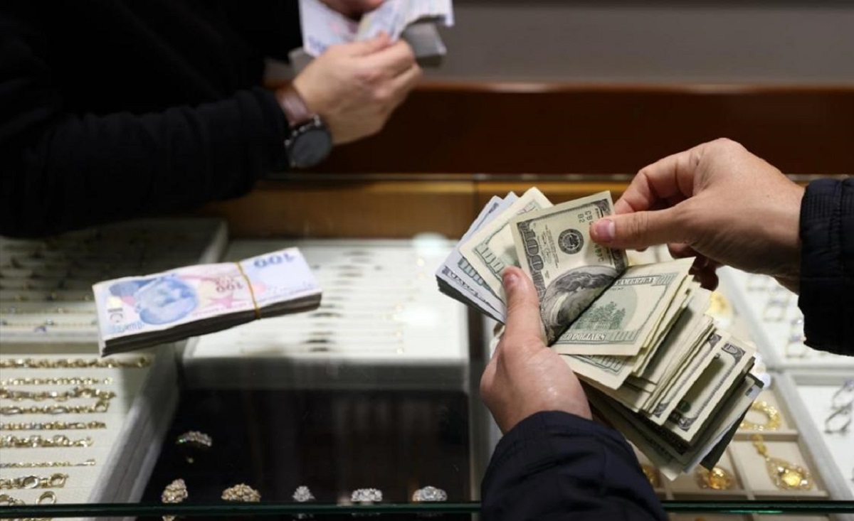 پیش بینی قیمت دلار بعد از توافق ایران و عربستان
