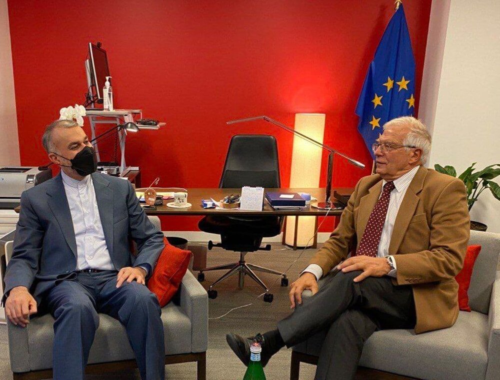 هشدار مسول سیاست خارجی اتحادیه اروپا به وزیر خارجه ایران