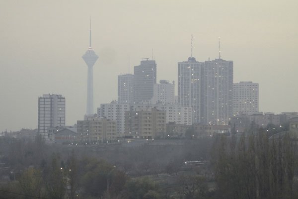 هوای تهران در مرز آلودگی قرار گرفت