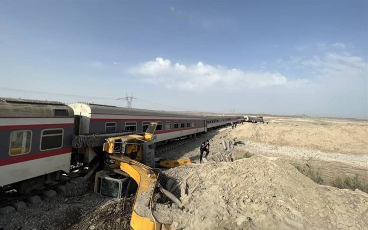 وضعیت مصدومان حادثه قطار یزد