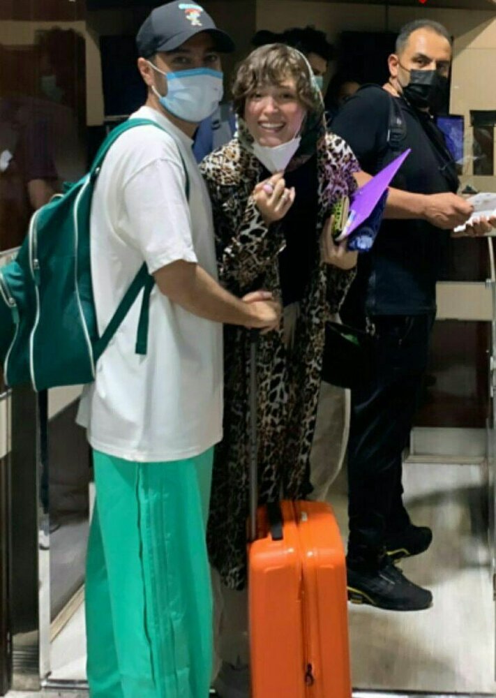 تصویر جدید نوید محمدزاده و فرشته حسینی در راه جشنواره کن