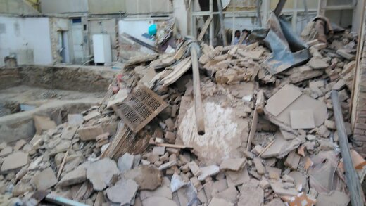 ریزش ساختمان فرسوده در تهران
