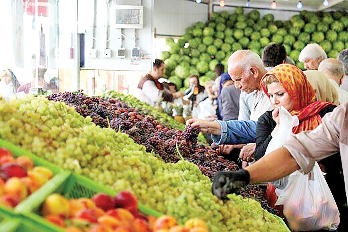 کاهش قدرت خرید مردم؛ خرید دانه‌ای میوه افزایش یافت