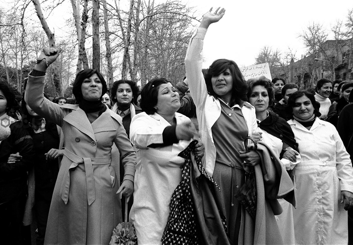 زنان در انقلاب ایران