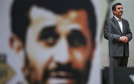 سکوت پرمعنای احمدی‌نژاد