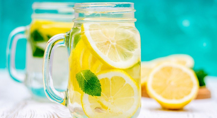 خواص آب گرم و لیمو ترش