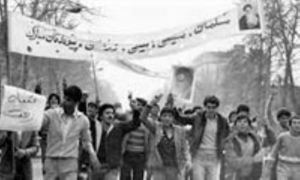 ریشه‌های انقلاب ایران و سقوط پهلوی