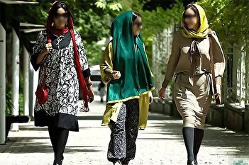 فیلم/ ممانعت از ورود زنان بدون حجاب به محوطه تاریخی طاق بستان کرمانشاه