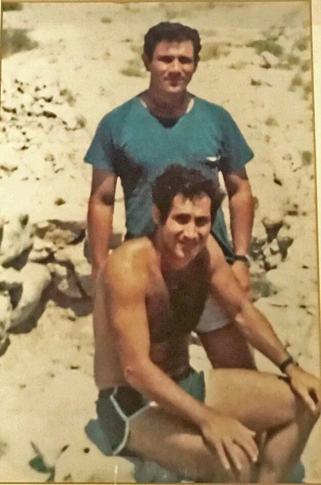 عکسی کمیاب از بنیامین نتانیاهو و برادرش در جوانی