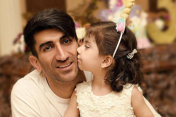 عکس/ استوری احساسی علیرضا بیرانوند برای دخترش از قطر