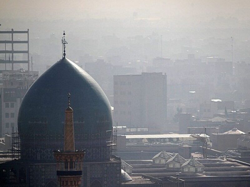 آلودگی هوای کلانشهر مشهد در آخرین روز کاری سال