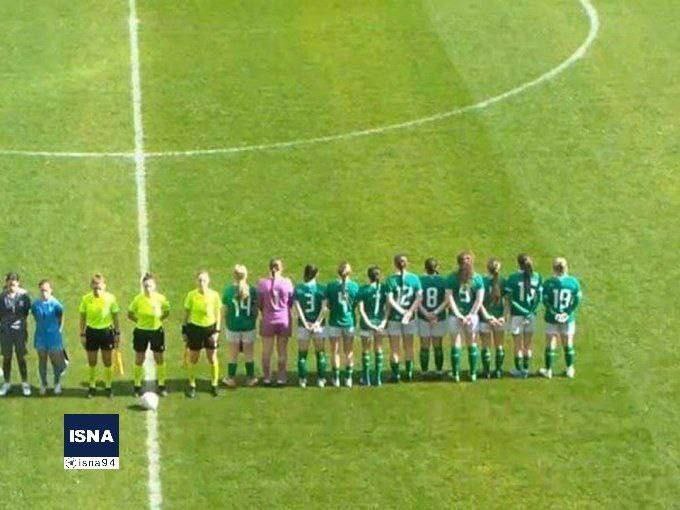 عکس/واکنش بازیکنان تیم ملی فوتبال زنان ایرلند هنگام پخش سرود اسرائیل