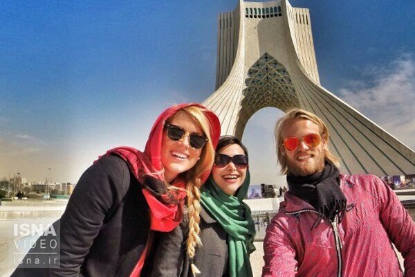 استخدام اینفلوئنسر خارجی برای تبلیغ ایران