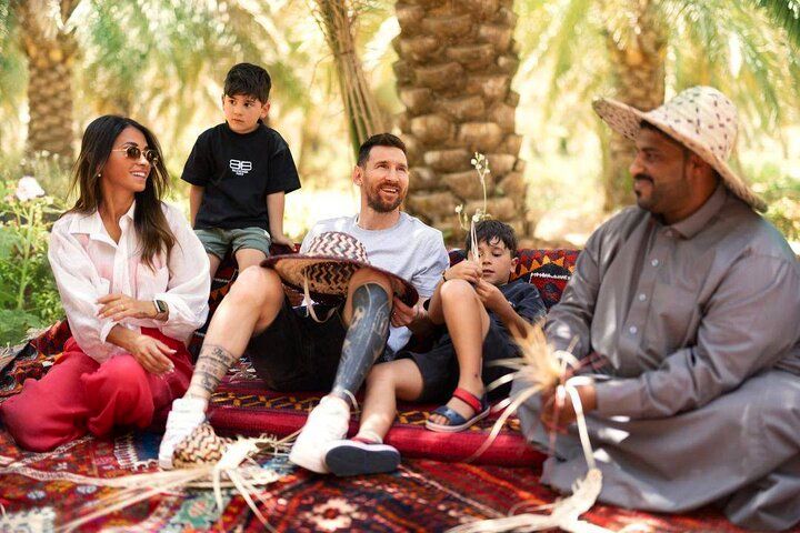 لیونل مسی و خانواده در عربستان