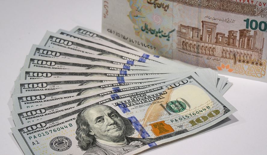 پیش بینی قیمت دلار ۳ خرداد
