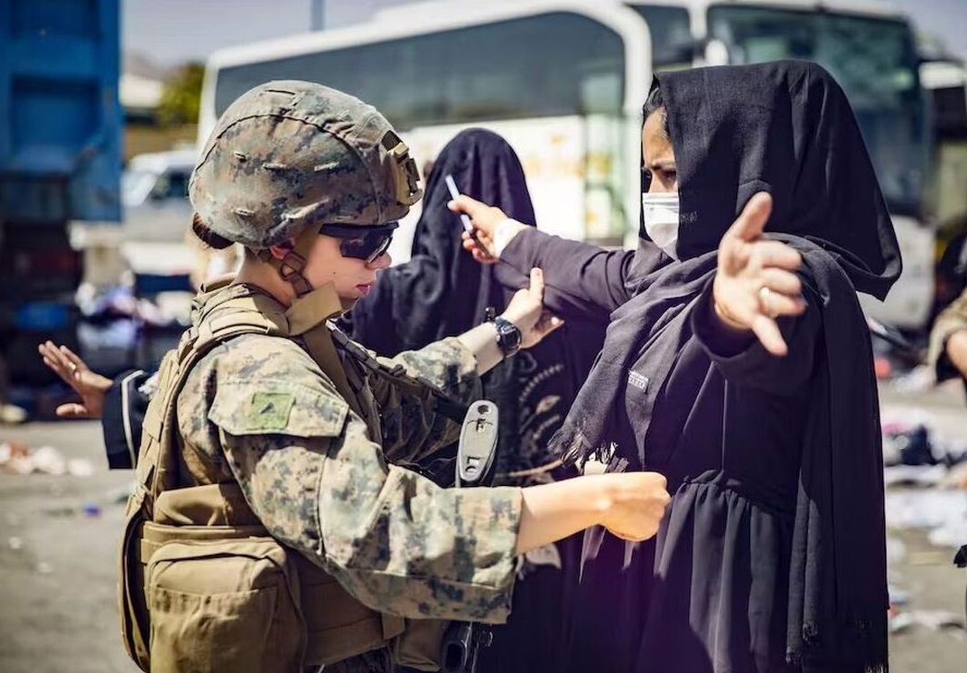 نقش نامرئی سربازان زن آمریکایی در جنگ افغانستان