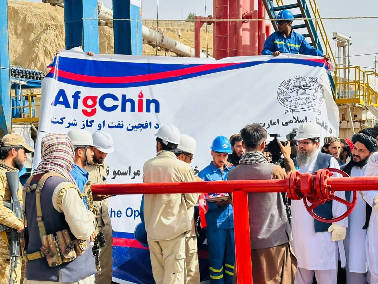 طالبان استخراج نفت را آغاز کرد