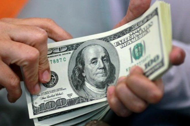 اختلاف نرخ مسافرتی و ارز آزاد به 4.5 میلیون رسید
