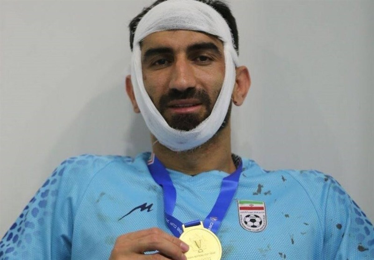 عیادت از علیرضا بیرانوند عیادت از علیرضا بیرانوند