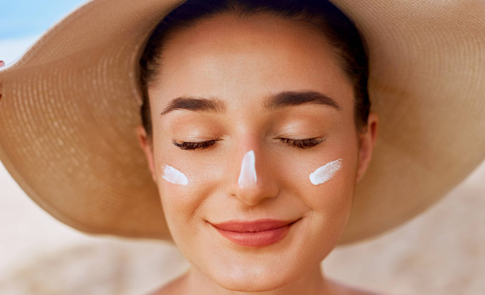 کنترل چربی پوست در تابستان