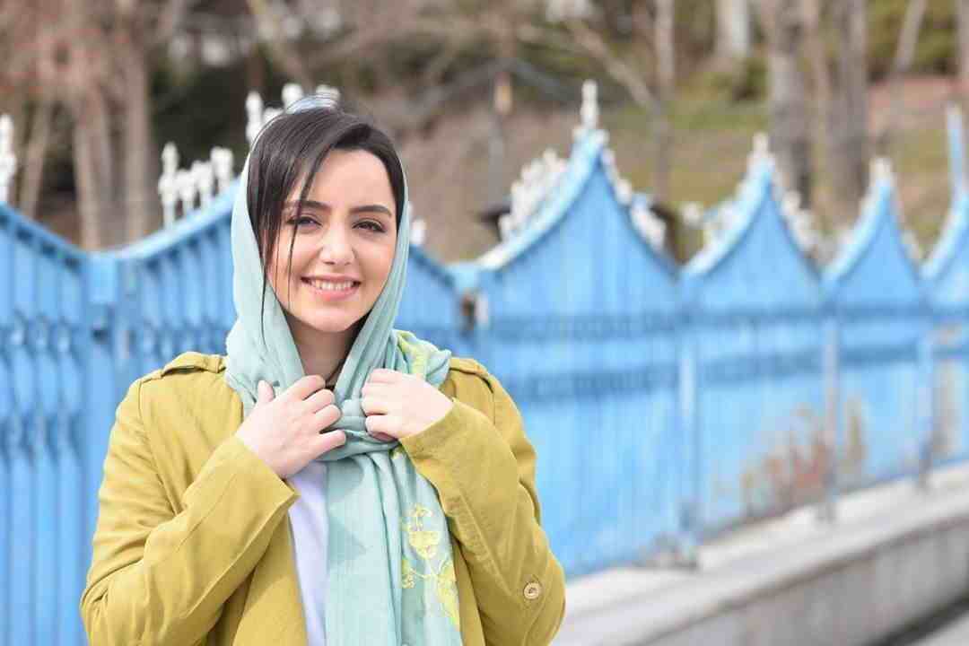 واکنش وزارت ارشاد به ممنوع‌شدن ورود نازنین بیاتی به مشهد