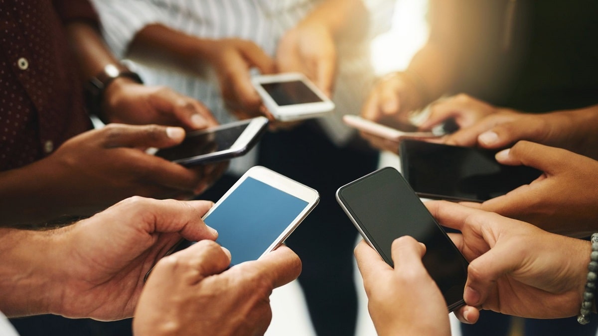 اعتیاد به تلفن همراه