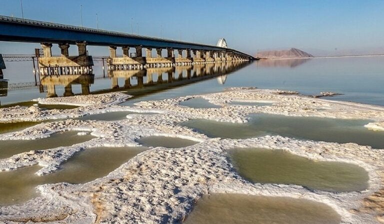 تراز آب دریاچه ارومیه اصلاً در وضعیت مناسبی قرار ندارد