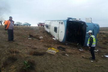 واژگونی مرگبار اتوبوس زائران اربعین