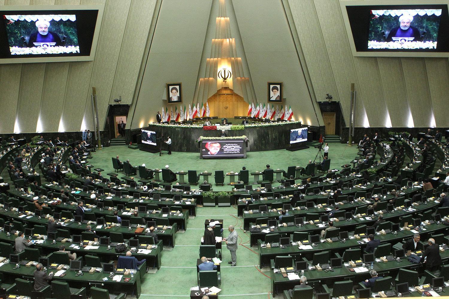 لایحه جدید مجلس برای سرک کشیدن به زندگی مردم