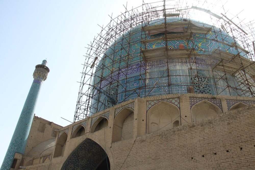 بی‌توجهی به نگهداری آثار باستانی ایران