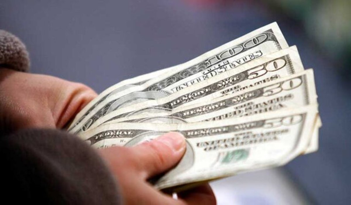 تداوم عقب‌نشینی دلار با سلطه سیاست‌گذار