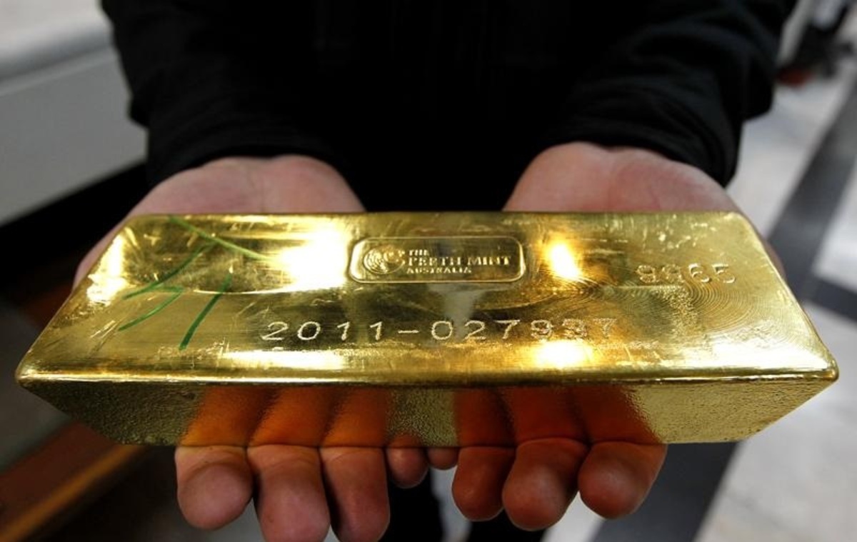 بازگشت انس جهانی طلا به زیر ۲ هزار دلار