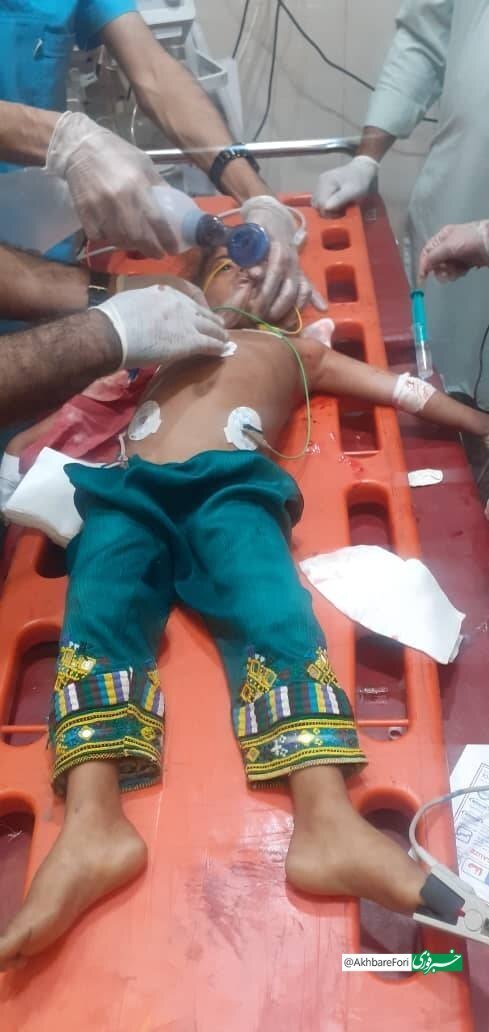عکس/ مجروح شدن یک کودک بلوچ در حملات تروریستی جیش العدل