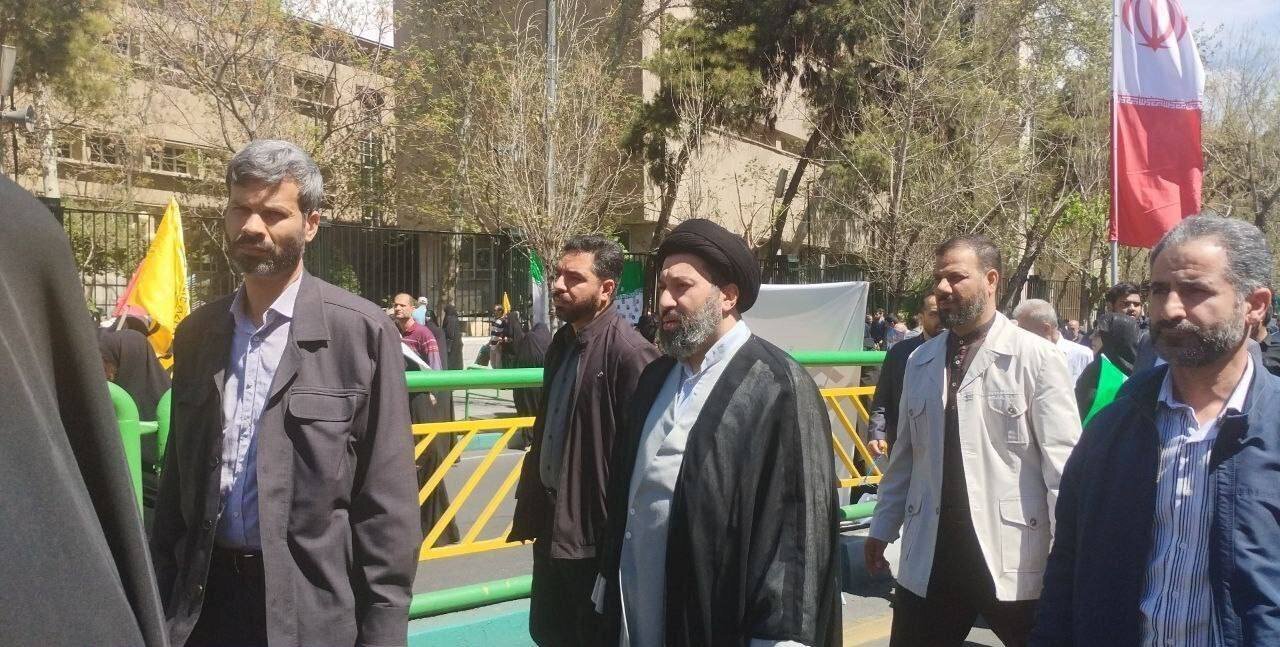 عکس/ حضور میثم خامنه‌ای، فرزند رهبر انقلاب در راهپیمایی روز قدس