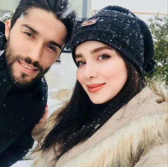 سیدحسین حسینی و همسرش