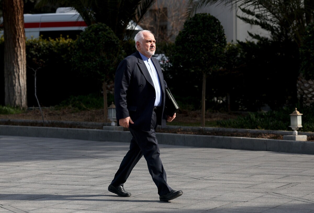 واکنش روزنامه دولت به حذف ظریف