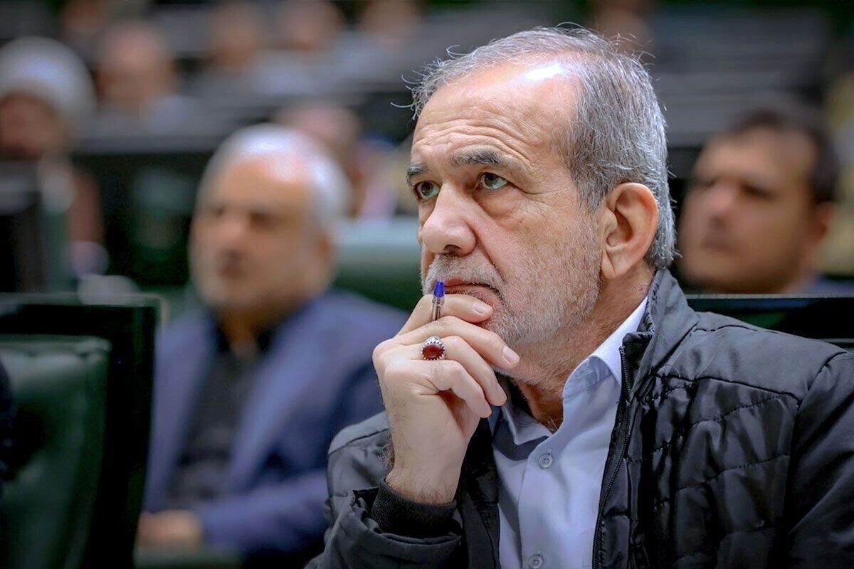 تقدیر جمهوری اسلامی از لغو افطاریهای پزشکیان تقدیر جمهوری اسلامی از لغو افطاریهای پزشکیان