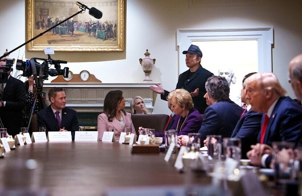 درگیری شدید ایلان ماسک و وزیر ترامپ خبرساز شد درگیری شدید ایلان ماسک و وزیر ترامپ خبرساز شد