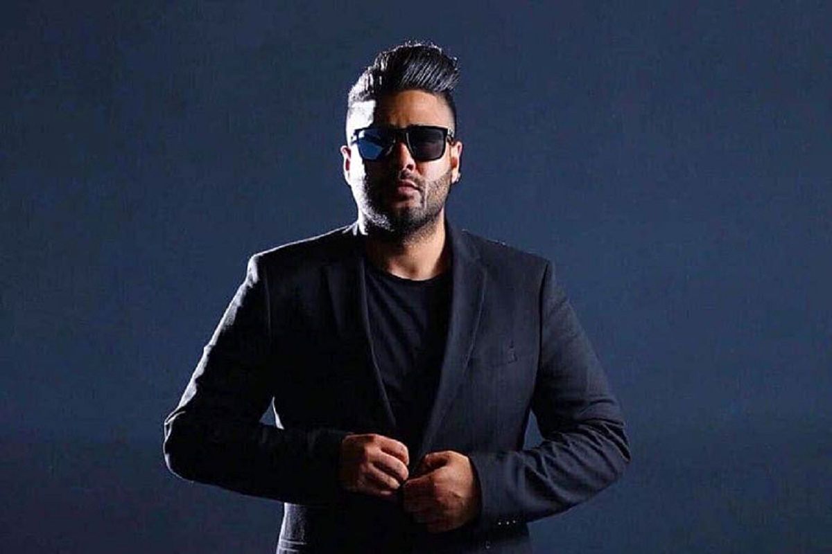 ساسی مانکنها و صدای ناکوک موسیقی ساسی مانکنها و صدای ناکوک موسیقی