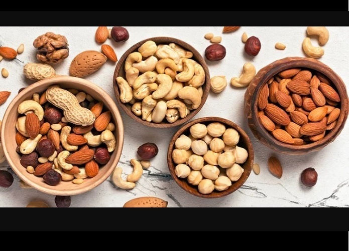 راهنمای خرید شیرینی و آجیل برای عید نوروز