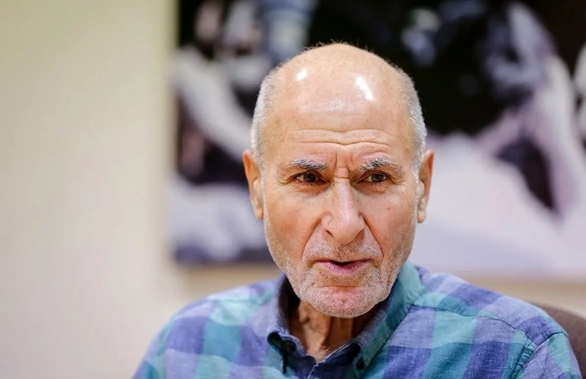 بهزاد نبوی: پزشکیان در حد توقع پیش رفته است